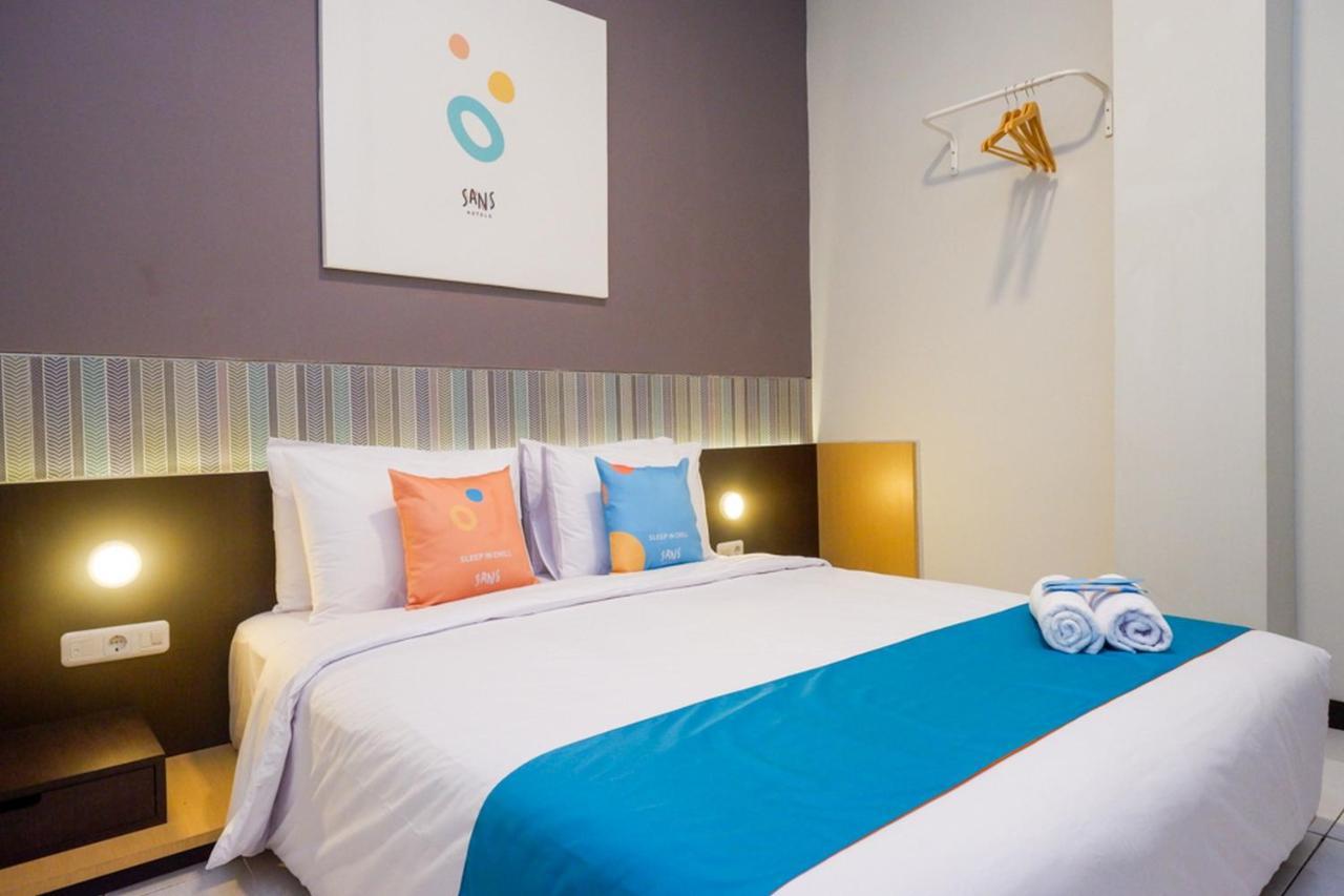 Sans Hotel Good Wish Semarang Jomblang Екстериор снимка